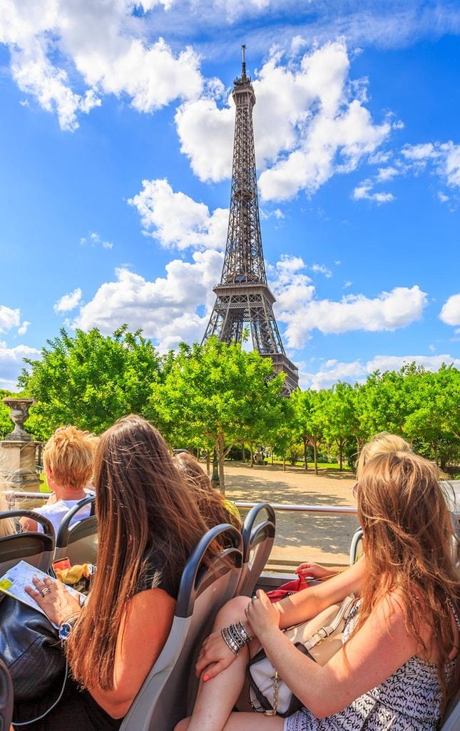 Errores antes de viajar a París, Torre Eiffel