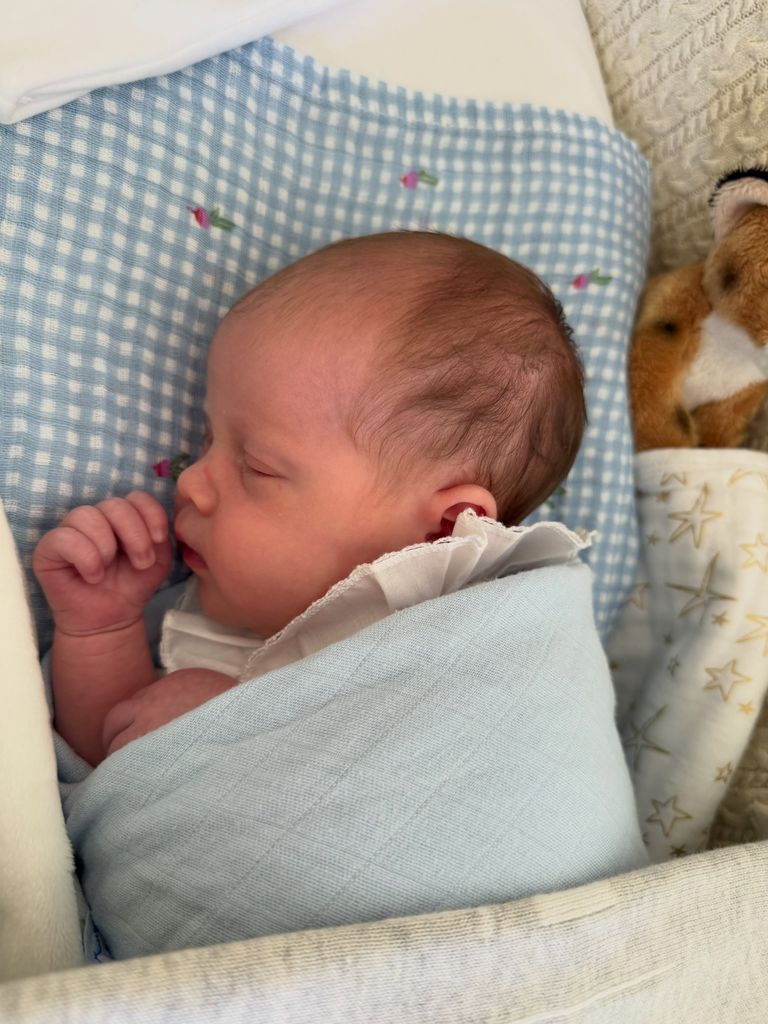 La princesa Eugenia celebra dos semanas del nacimiento de su tercer bebé, su primera hija