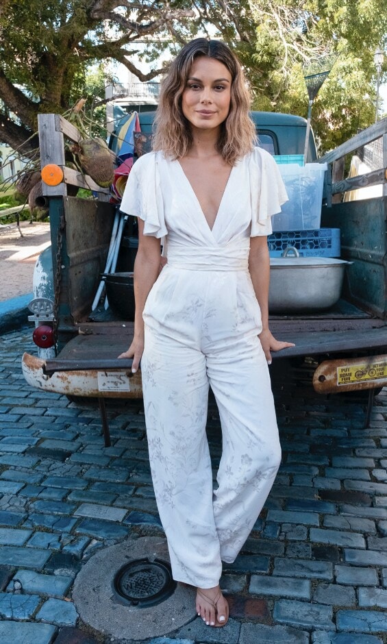 Nathalie Kelley