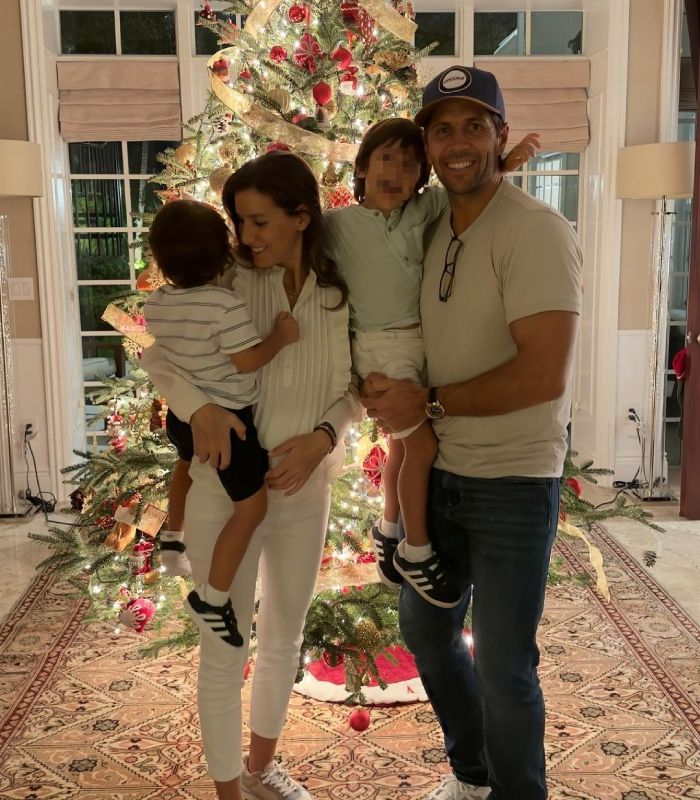 Ana Boyer y Fernando Verdasco junto a sus dos hijos