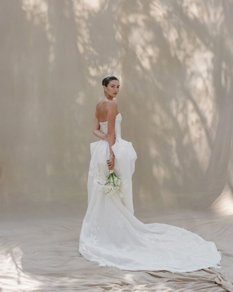 Brooke Puth el día de su boda en un diseño por Danielle Frankel.