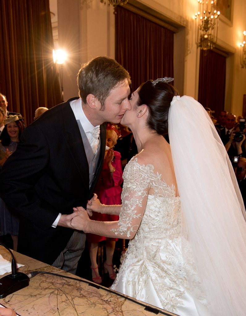 Leka II de Albania y Elia Zaharia durante su boda en Tirana, Albania, en 2016