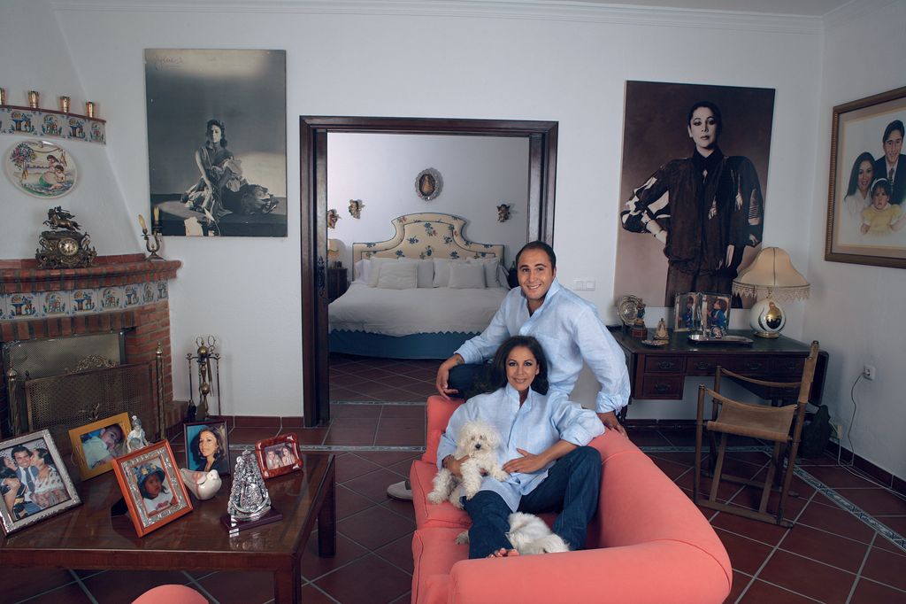 Finca Cantora. Isabel Pantoja y su hijo Francisco Rivera