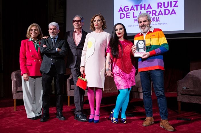 Ágatha Ruiz de la Prada presenta su libro con Alaska, Caprile y Boris Izaguirre
