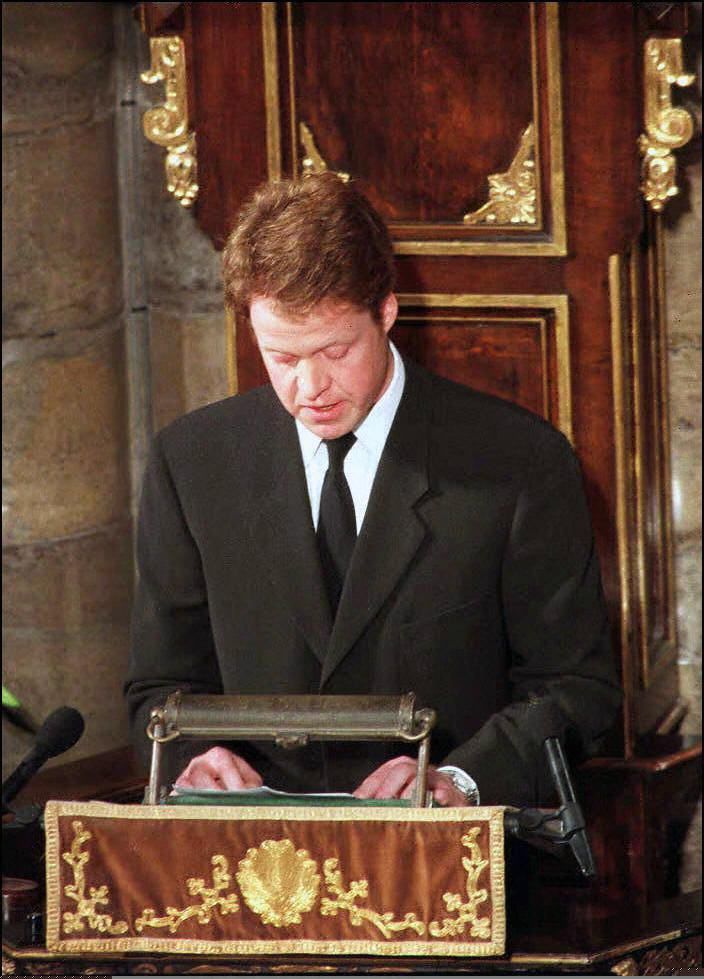 Charles Spencer habló en el funeral de Diana de Gales con un estilo directo, combativo y sin hacer nigún tipo de concesión a la monarquía británica         