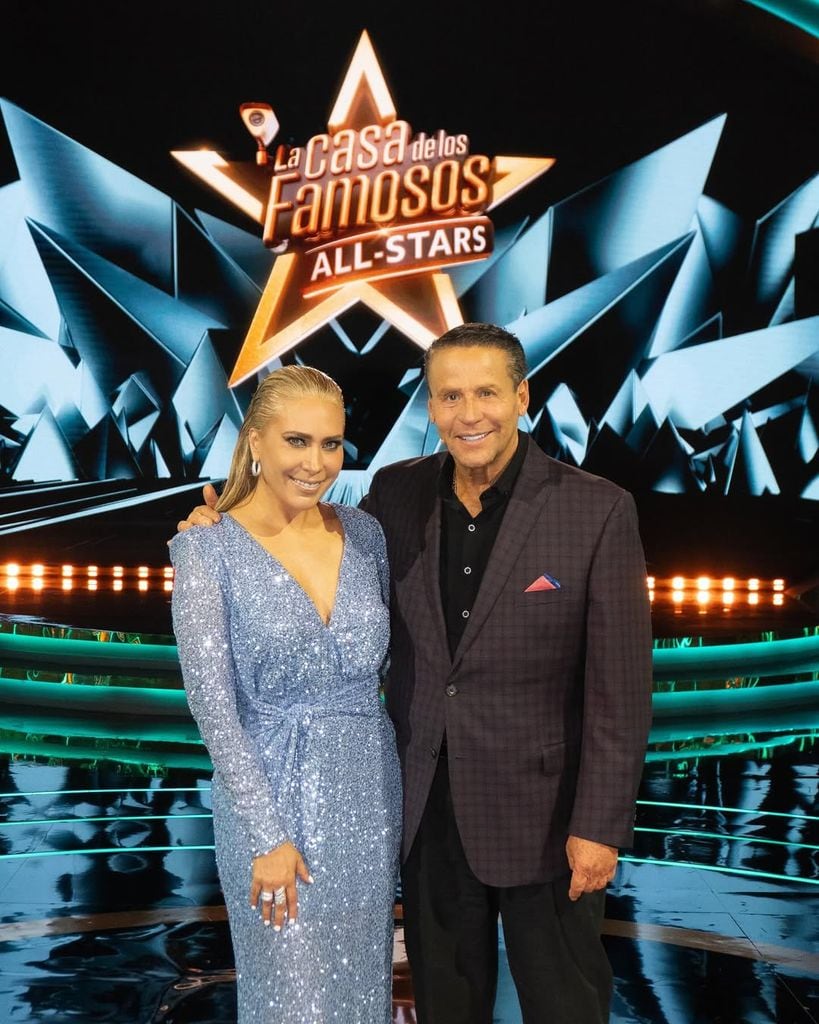Alfredo Adame y Jimena Gállego, durante la entrevista posterior a la salida del actor de 'La Casa de los Famosos All-Stars'