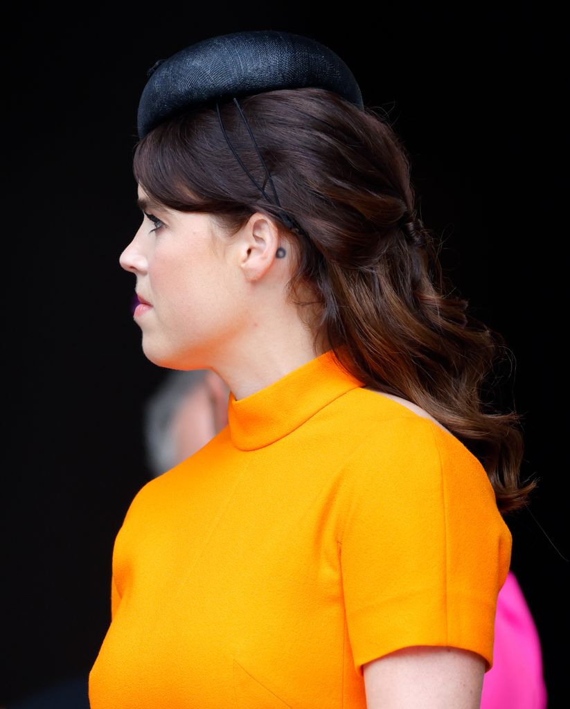 No se sabe el significado del tatuaje que Eugenia de York tiene detrás de su oreja izquierda