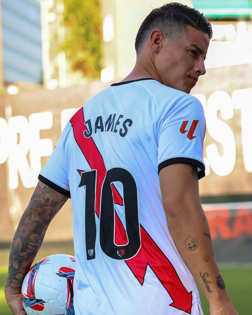 Cuatro años después, James Rodríguez regresa a la Primera División de España.