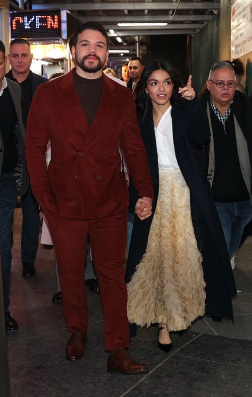 Rachel Zegler y su novio Josh Andres Rivera