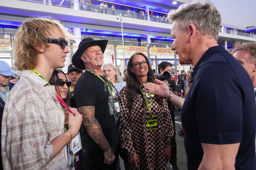 James Hetfield, cantante de Metallica, con Gordon Ramsay