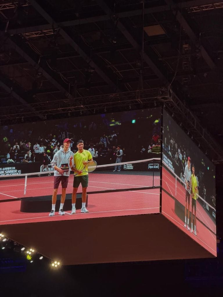 Imagen que compartió la DJ mientras veía el partido de Alcaraz