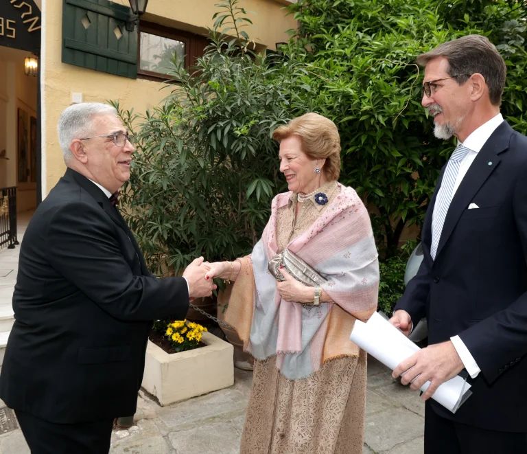 La Familia Real Griega en un acto oficial en Atenas en abril de 2025