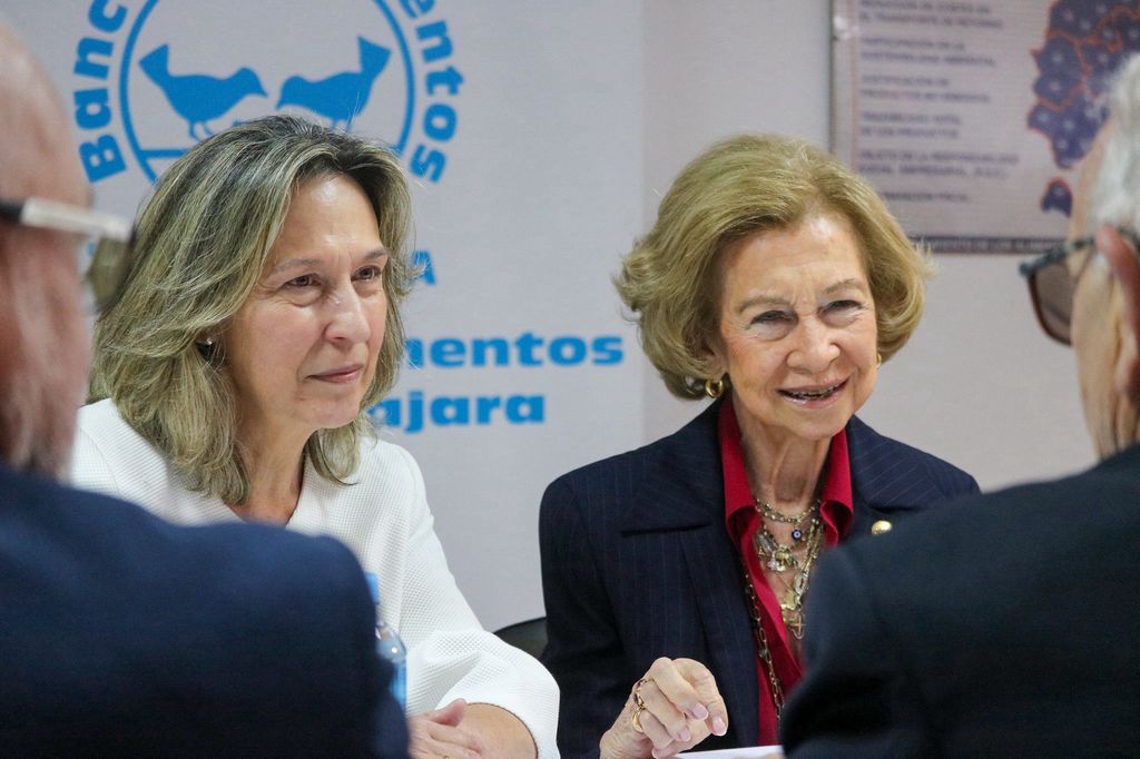 La reina Sofía en el Banco de Alimentos de Guadalajara 