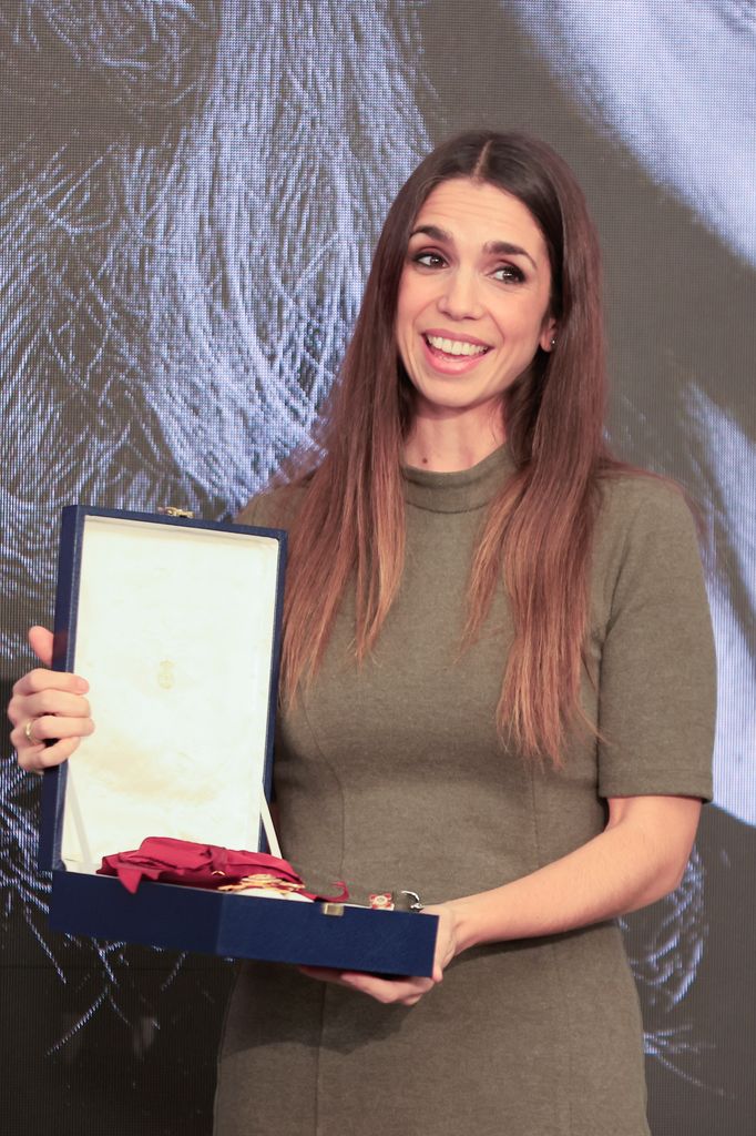 Elena Furiase recogió la medalla en nombre de su madre
