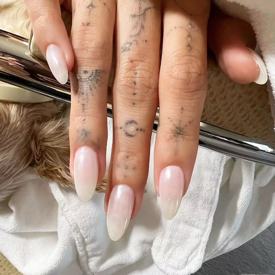 glazzed nails