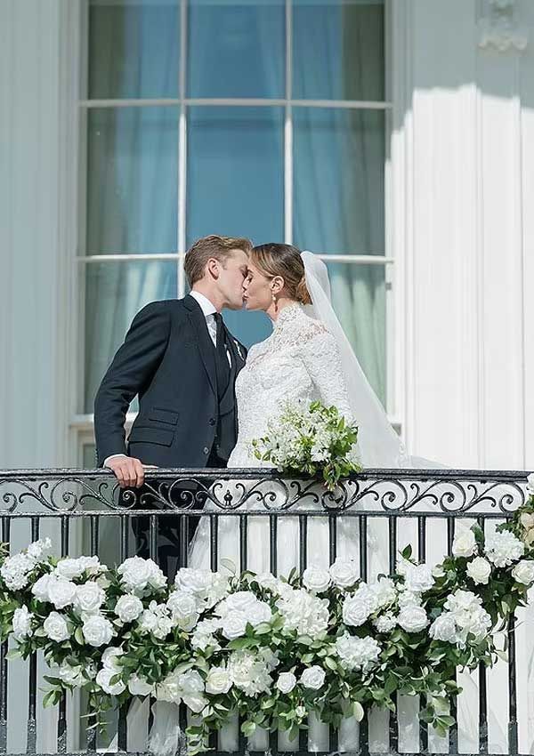 naomi biden vestido de novia