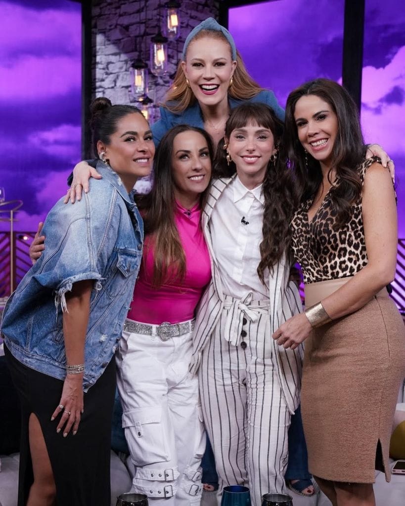 Paola Rojas y sus compañeras de Netas Divinas