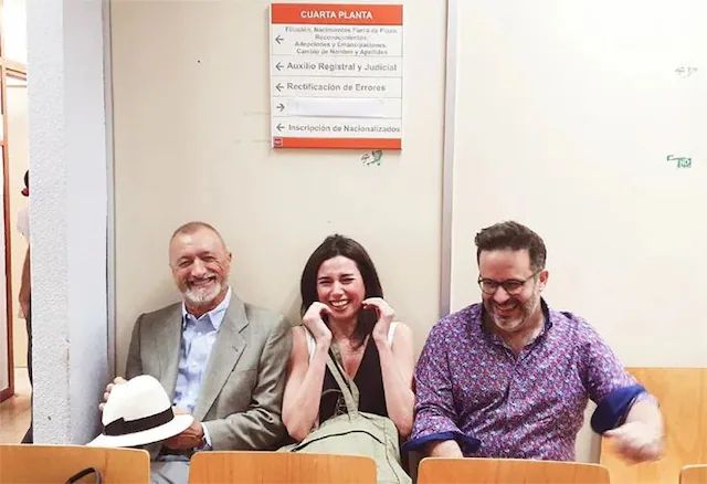 Marta Flich recuerda su boda con Edu Galán, con Arturo Pérez‑Reverte como testigo