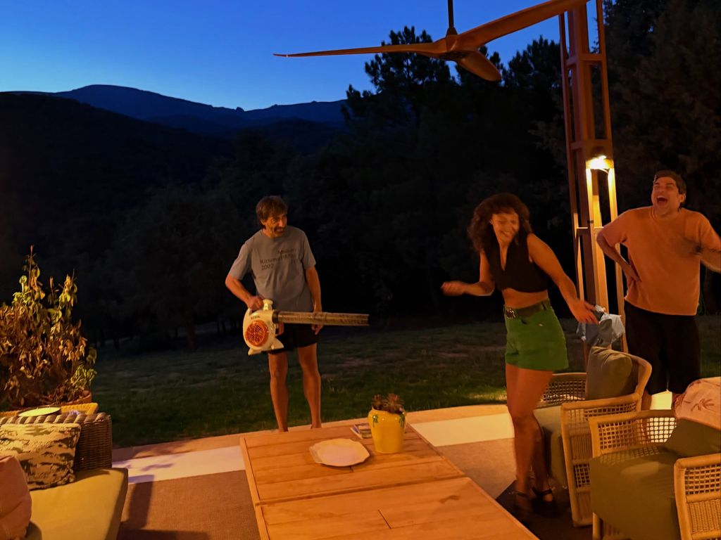 El escritor bromea con sus amigos de La Sexta