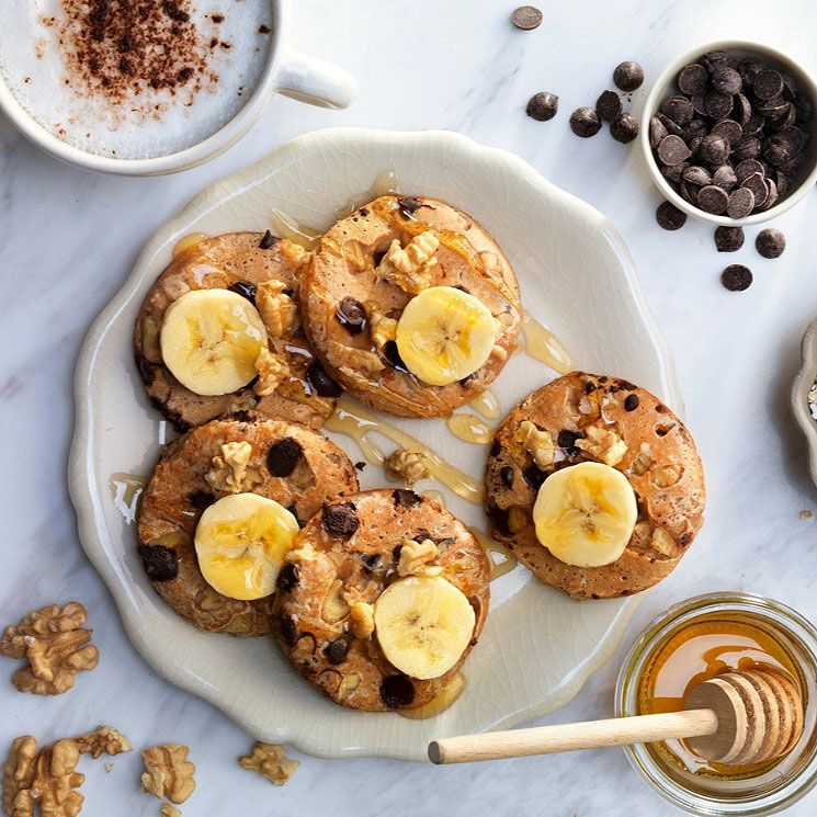 Tortitas de plátano y avena con ‘chips’ de chocolate