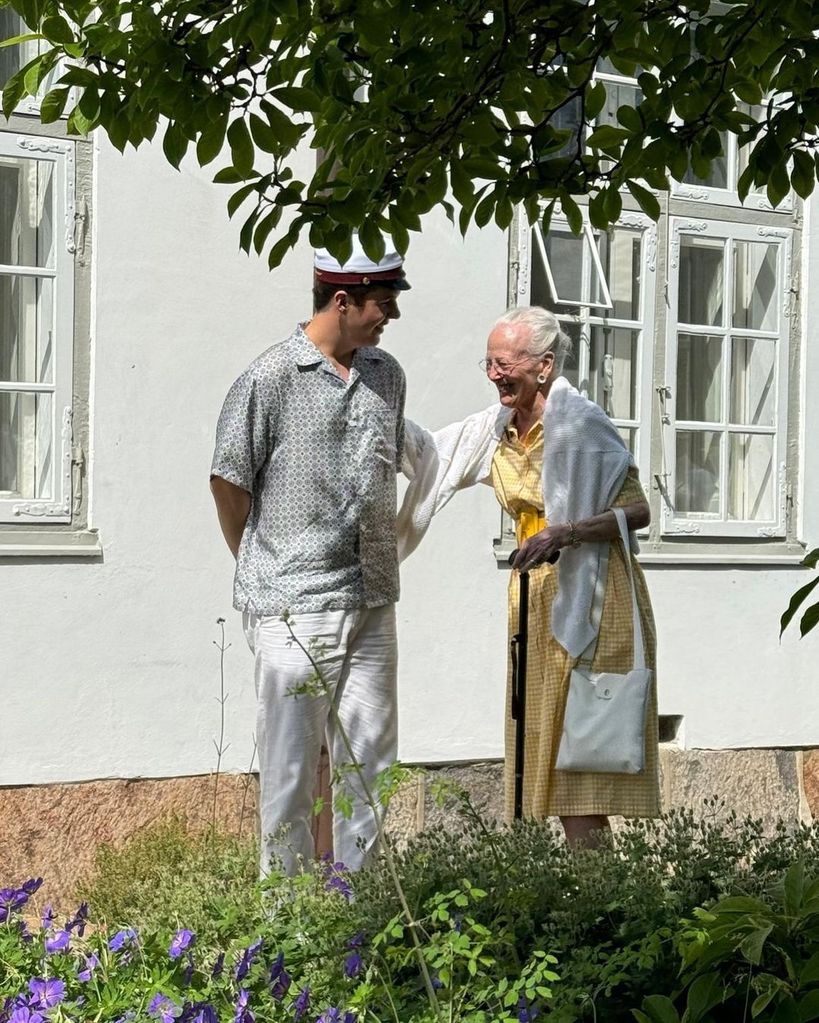 Christian de Dinamarca y su abuela, la reina Margarita II