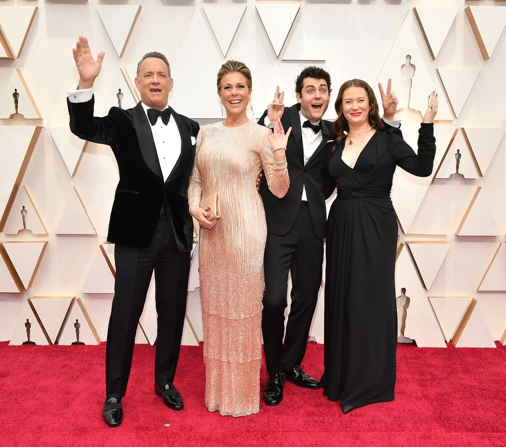Tom Hanks con su mujer Rita Wilson y sus hijos