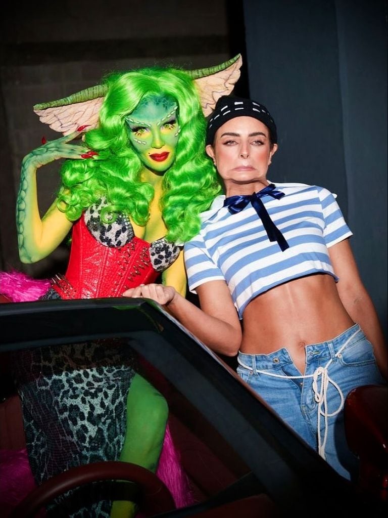 Aislinn Derbez fue una de las invitadas a la famosa fiesta de disfraces de Belinda y acudió caracterizada como 'Aarón Abasolo', icónico personaje creado por su papá