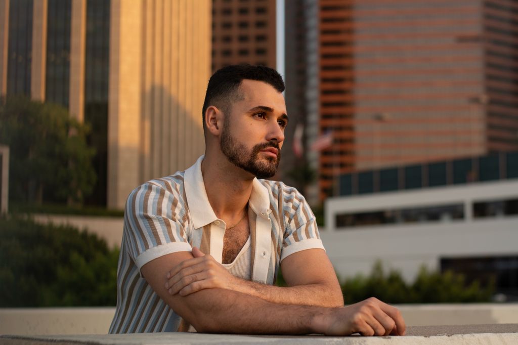 Carlo Arrechea quiere inspirar a las nuevas generaciones a que lucen por sus sueños. 