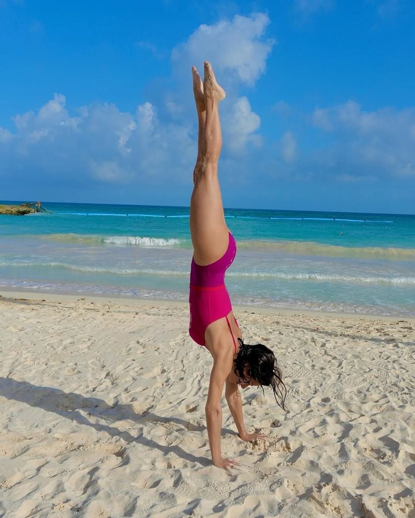 Bárbara Coppel disfrutando de la playa en cumpleaños.