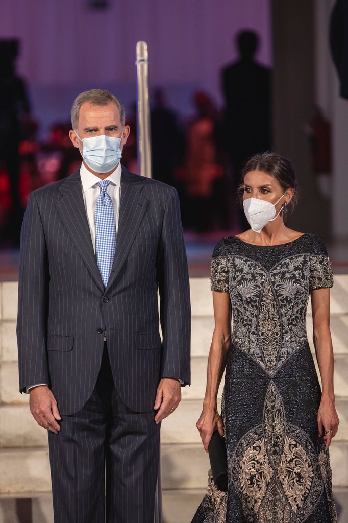 La reina Letizia deslumbró en 2021 haciendo uso de sus característicos pendientes de diamantes negros De Grisogono.