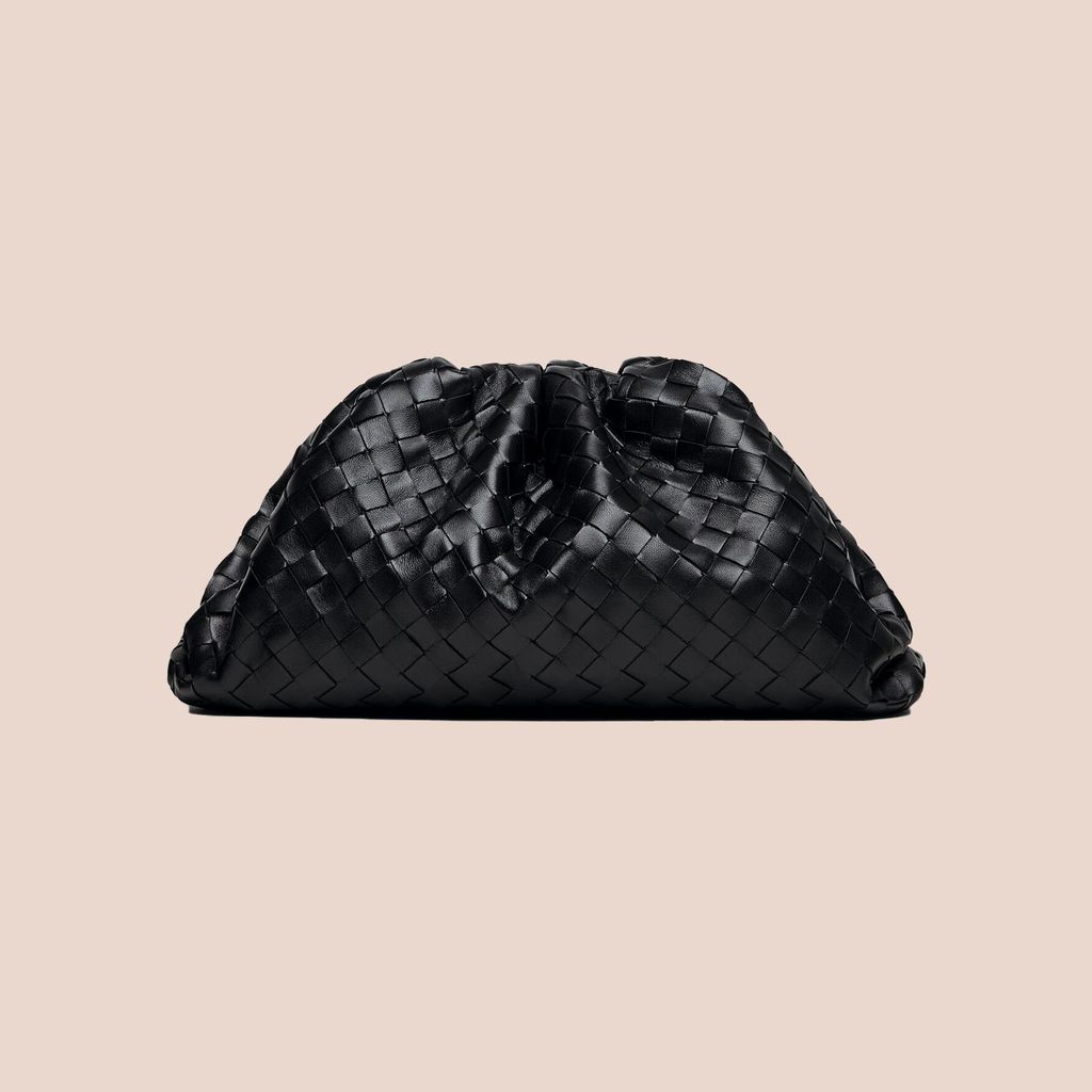 bolso mano temporada 2025