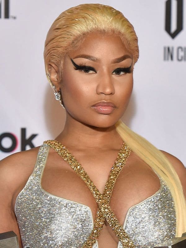 Nicki Minaj con cat eyes