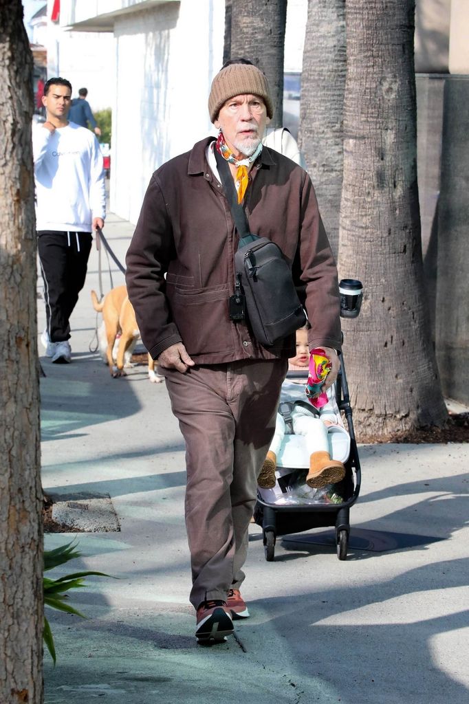 John Malkovich, irreconocible por las calles de los Ángeles