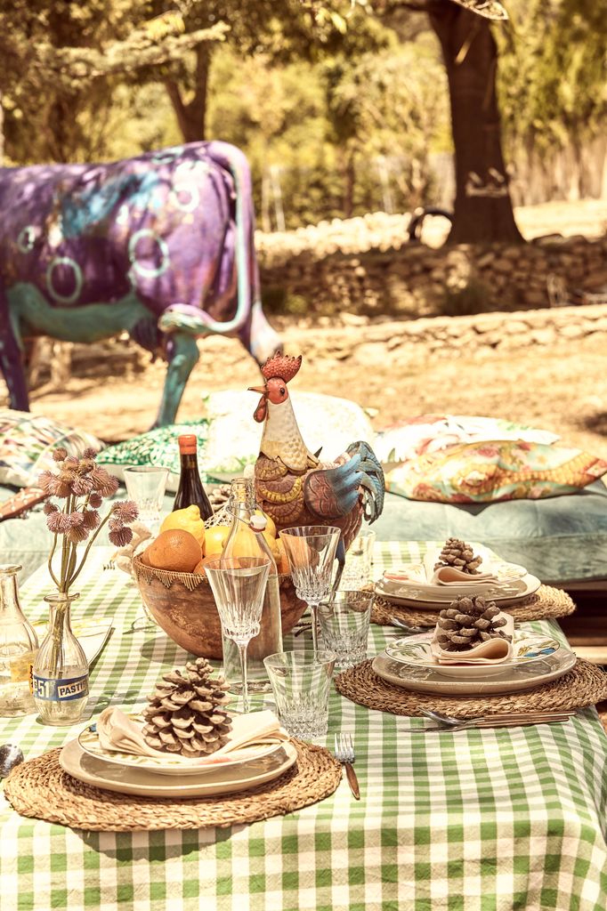 El arte de preparar la mesa: por Macarena Gómez y Aldo Comas