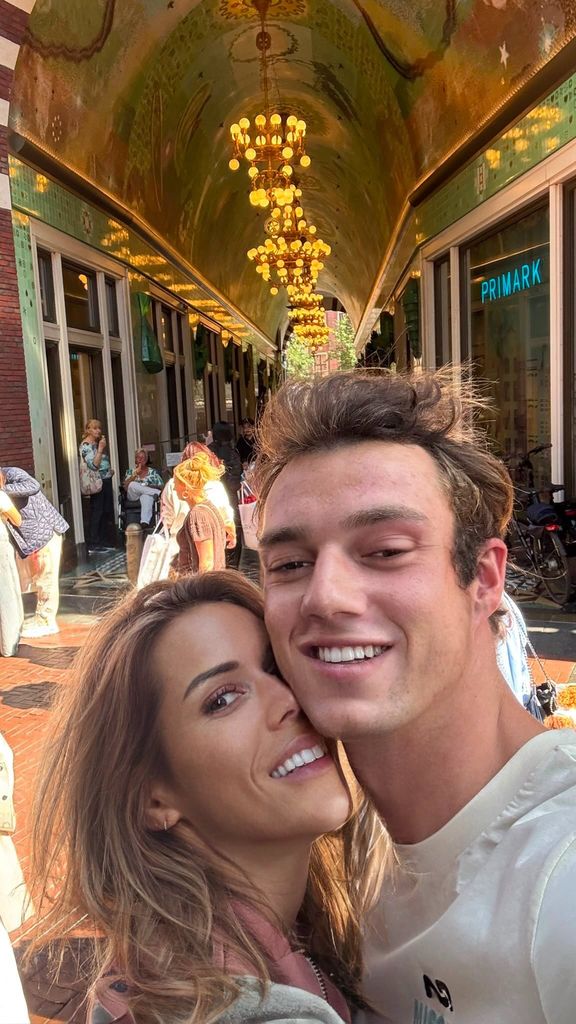 Tiphaine, de 42 años, ha encontrado el amor en Antoine, de 22.