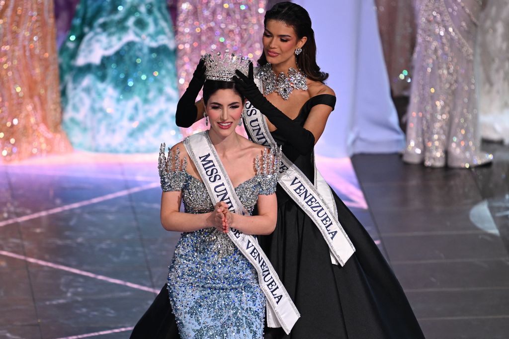Stephany Abasali fue coronada como Miss Universe Venezuela en diciembre de 2024.