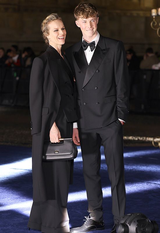 Eva y su hijo George en Milán 