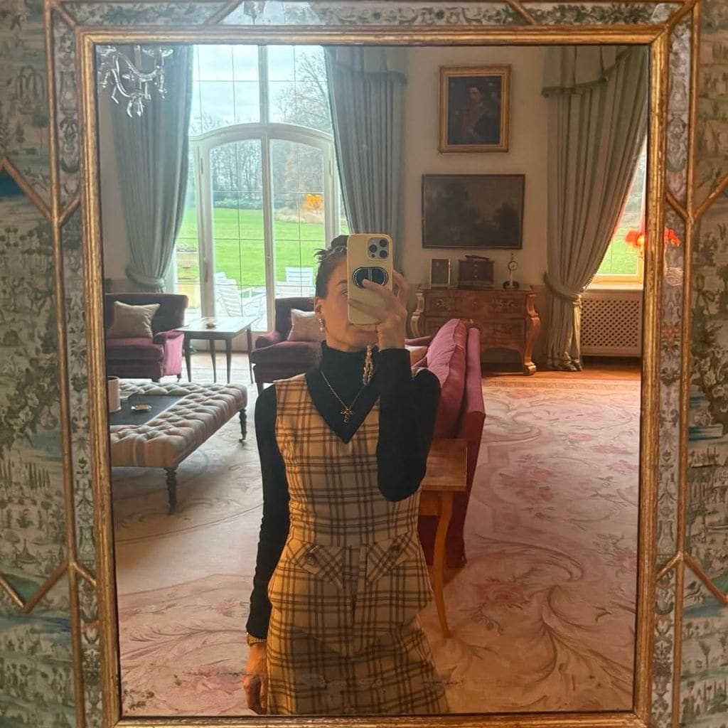 Cleo zu Oettingen-Spielberg en su palacete cerca de Baviera.