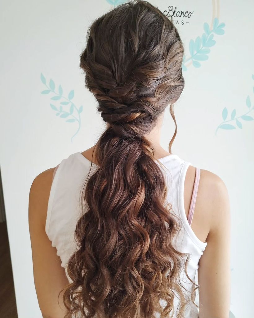 Peinados para novias curly coleta trenzada