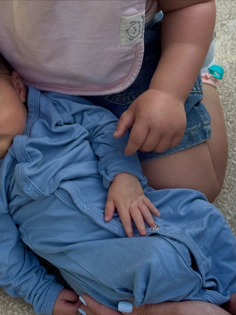 La modelo compartió la noticia en redes sociales. Recibió a su pequeño el día 18 de marzo.