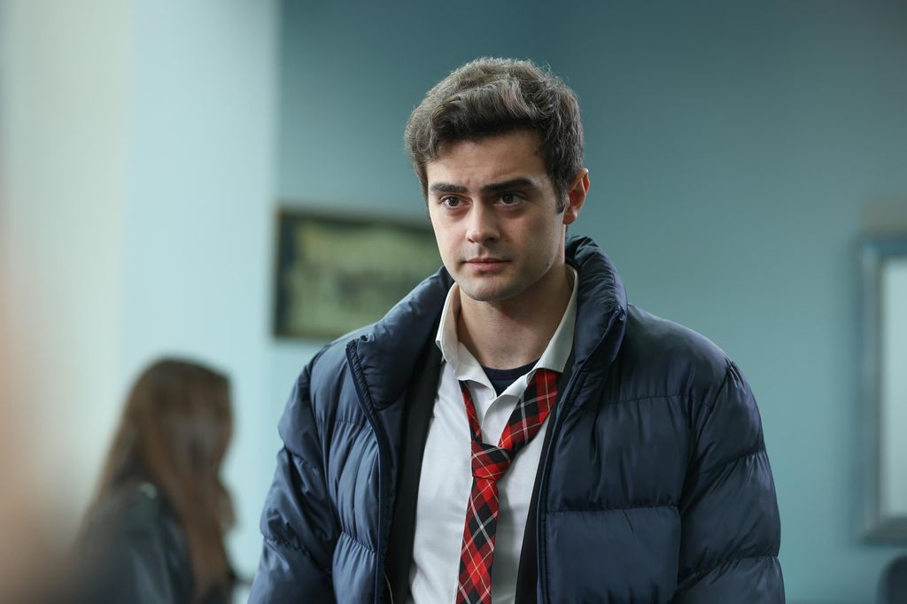 Ömer es uno de los protagonistas de 'Hermanos'