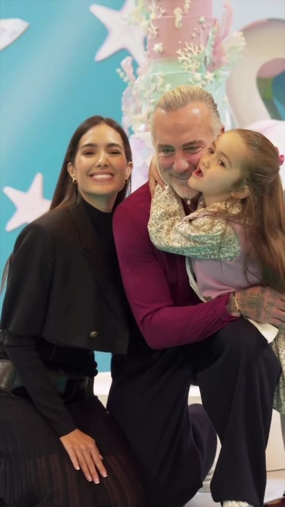 Sharon Fonseca y Gianluca Vacchi celebraron por todo lo alto a su hija Blu.