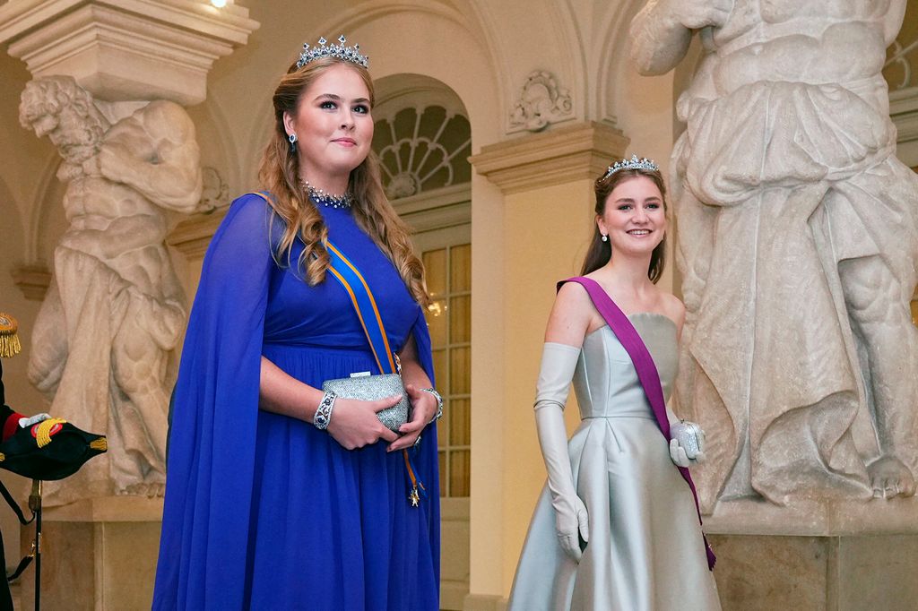 Elisabeth de Bélgica y Amalia de Holanda, en una imagen de archivo