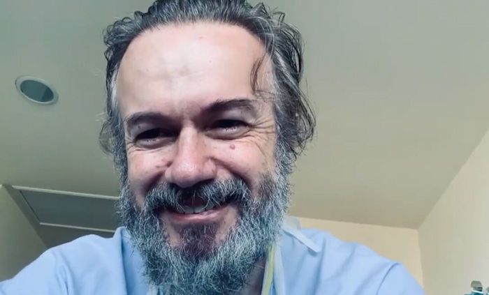 Las lágrimas de Tristán Ulloa al recibir el alta médica: