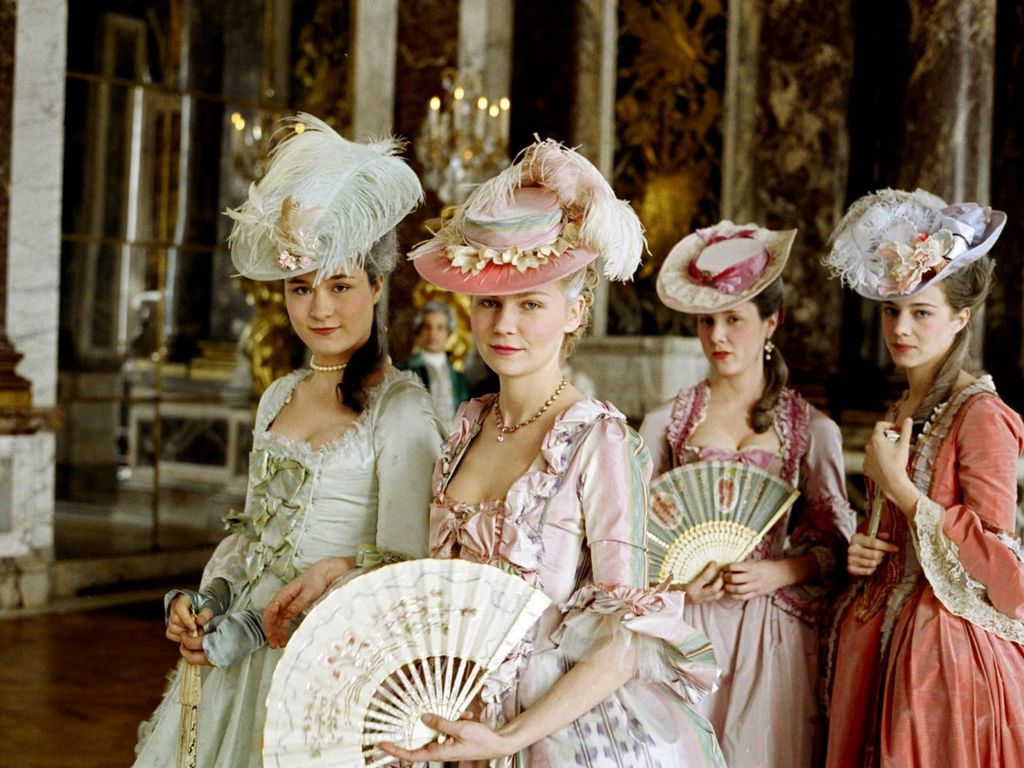 20 años desde que Marie Antoinette ganó mejor vestuario en los Oscar y enamoró a toda una generación