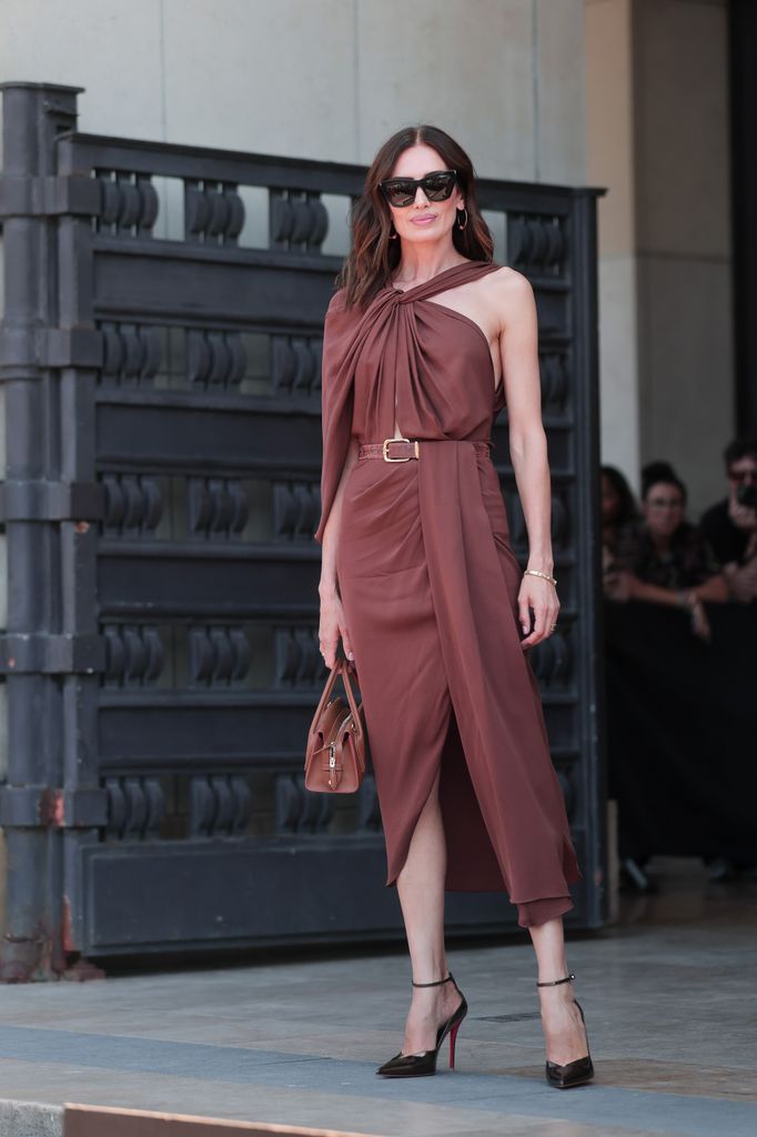 Nieves Álvarez, en el desfile de Elie Saab Alta Costura Otoño/Invierno 2026-2027 (8 de julio de 2026).