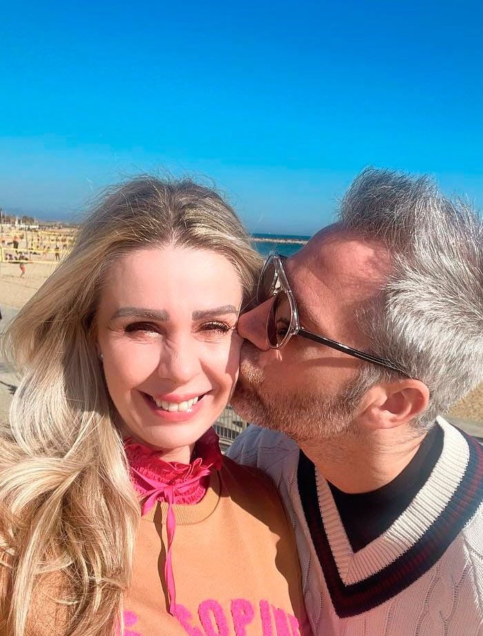 Atala Sarmiento y su esposo