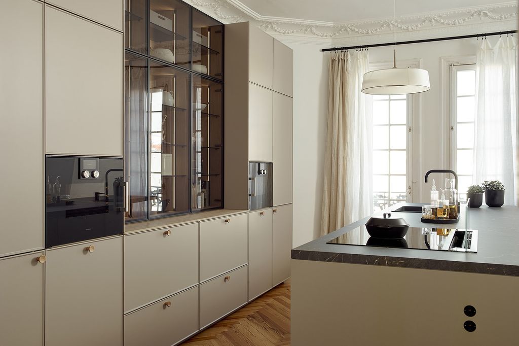 Cocina con espacio de almacenaje