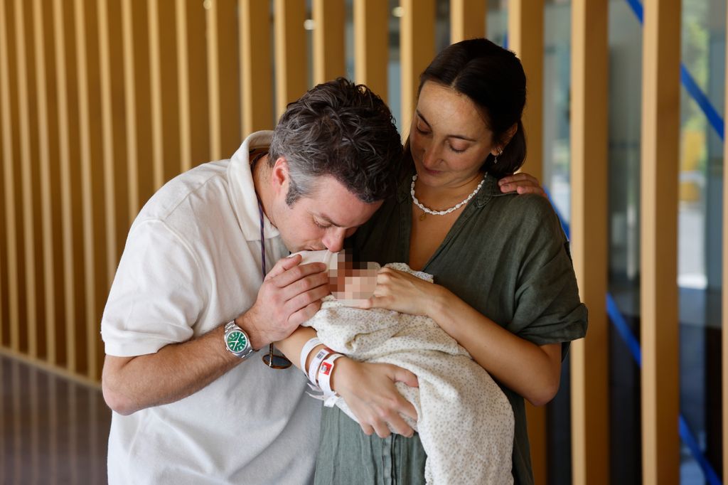 Álvaro y Lucía están "en una nube", tras la llegada de su primera hija