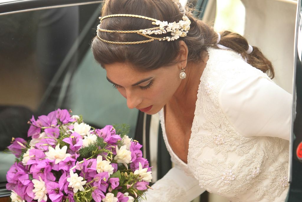 La diseñadora, bellísima y espectacular el día de su enlace